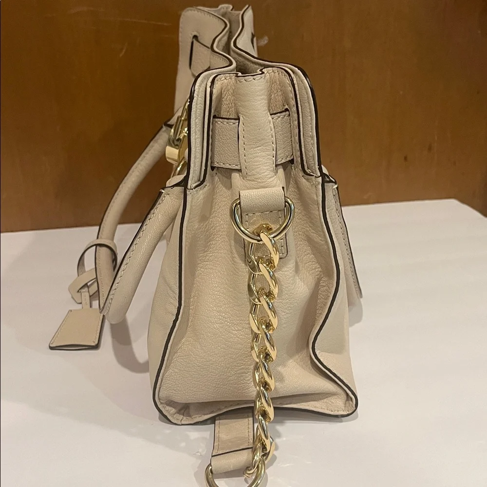 Michael Kors Hamilton Crossbody -Cream - Picture 5 of 9